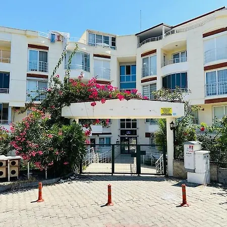 Appartement Altinkum Denize 150 M *
